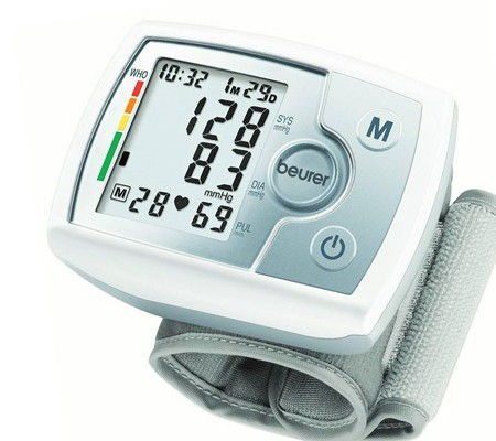 Máy đo huyết áp điện tử cổ tay Beurer BC31
